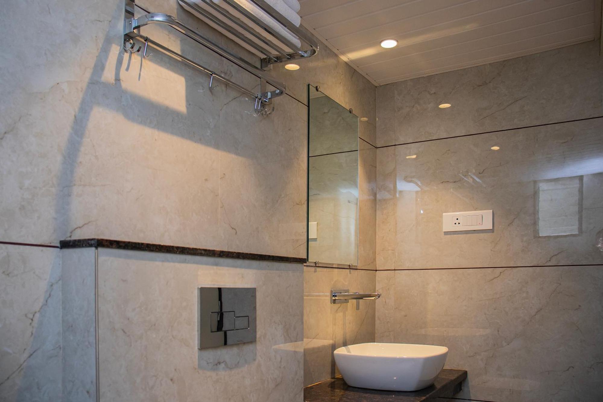 Hotel Czar Inn - Vashi Navi Mumbai Bagian luar foto